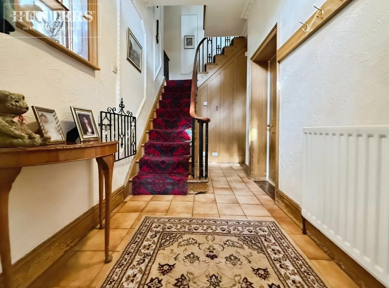 Dearne Hall Road, Barugh Green, S75, photo 2