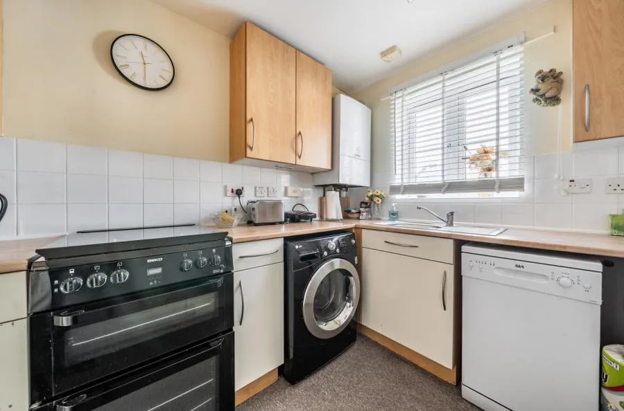 St. Johns Close, Tiverton, EX16, photo 5