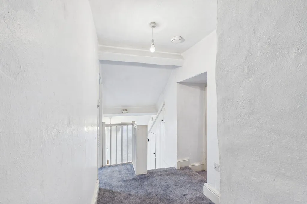 Wellheads Lane, Sedgwick, LA8, photo 25