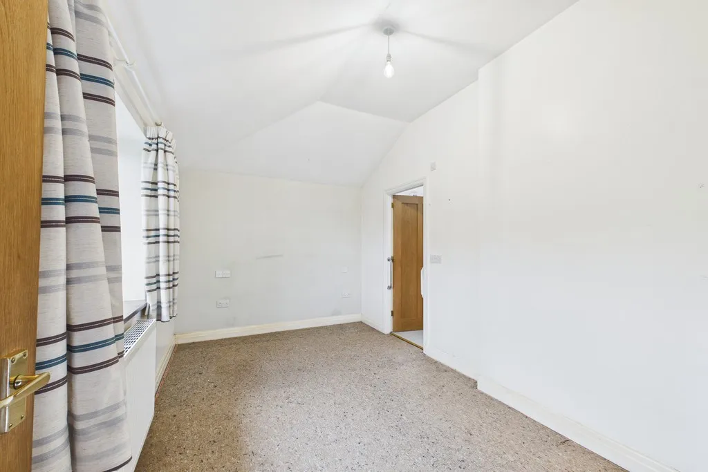 Wellheads Lane, Sedgwick, LA8, photo 31