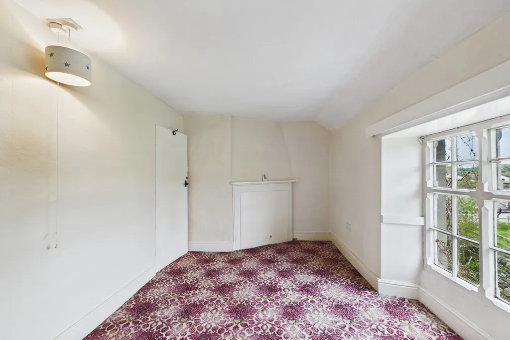 Wellheads Lane, Sedgwick, LA8, photo 18