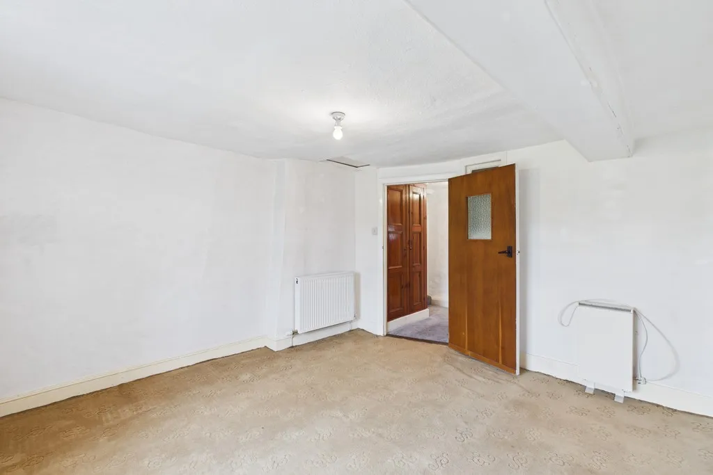 Wellheads Lane, Sedgwick, LA8, photo 15