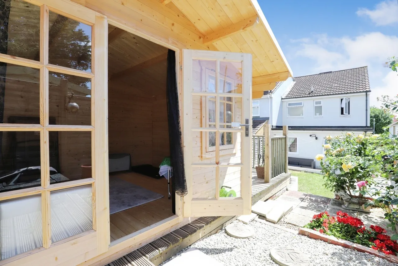 Castlerough Lane, Kemsley, Sittingbourne, Kent, ME10, photo 14