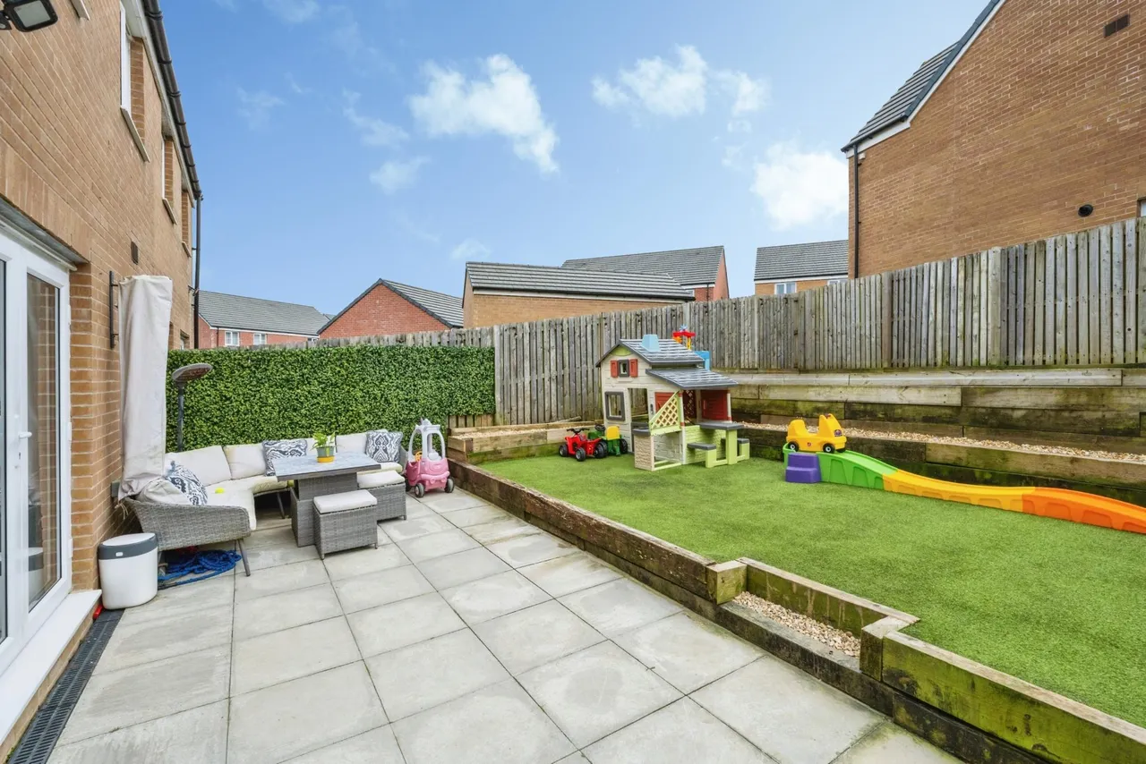 Ffordd Y Glowyr, Kidwelly, SA17, photo 5