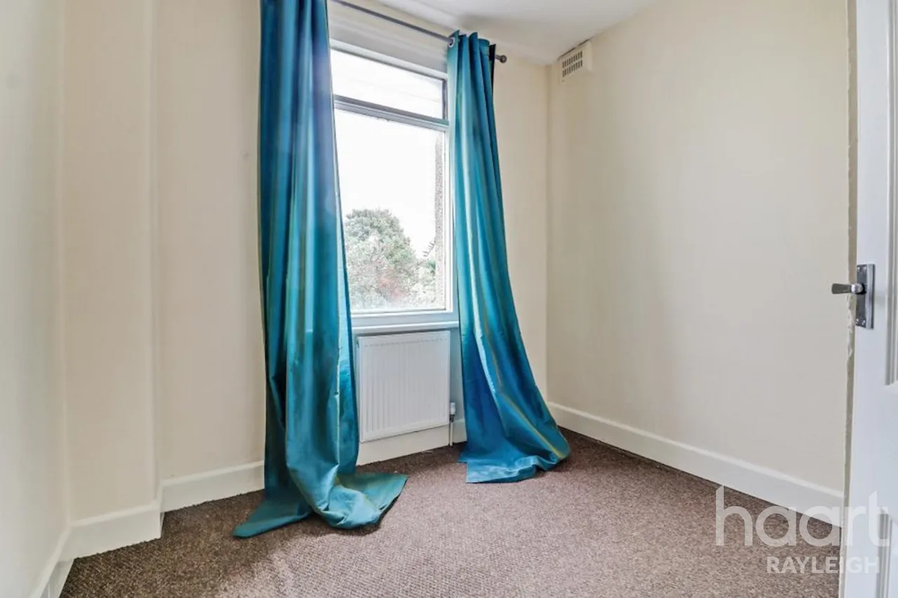 Glenwood Avenue, Westcliff-On-Sea, SS0, photo 5