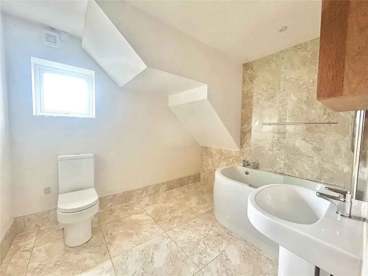 Waverley Road, Ramsgreave, BB1, photo 12