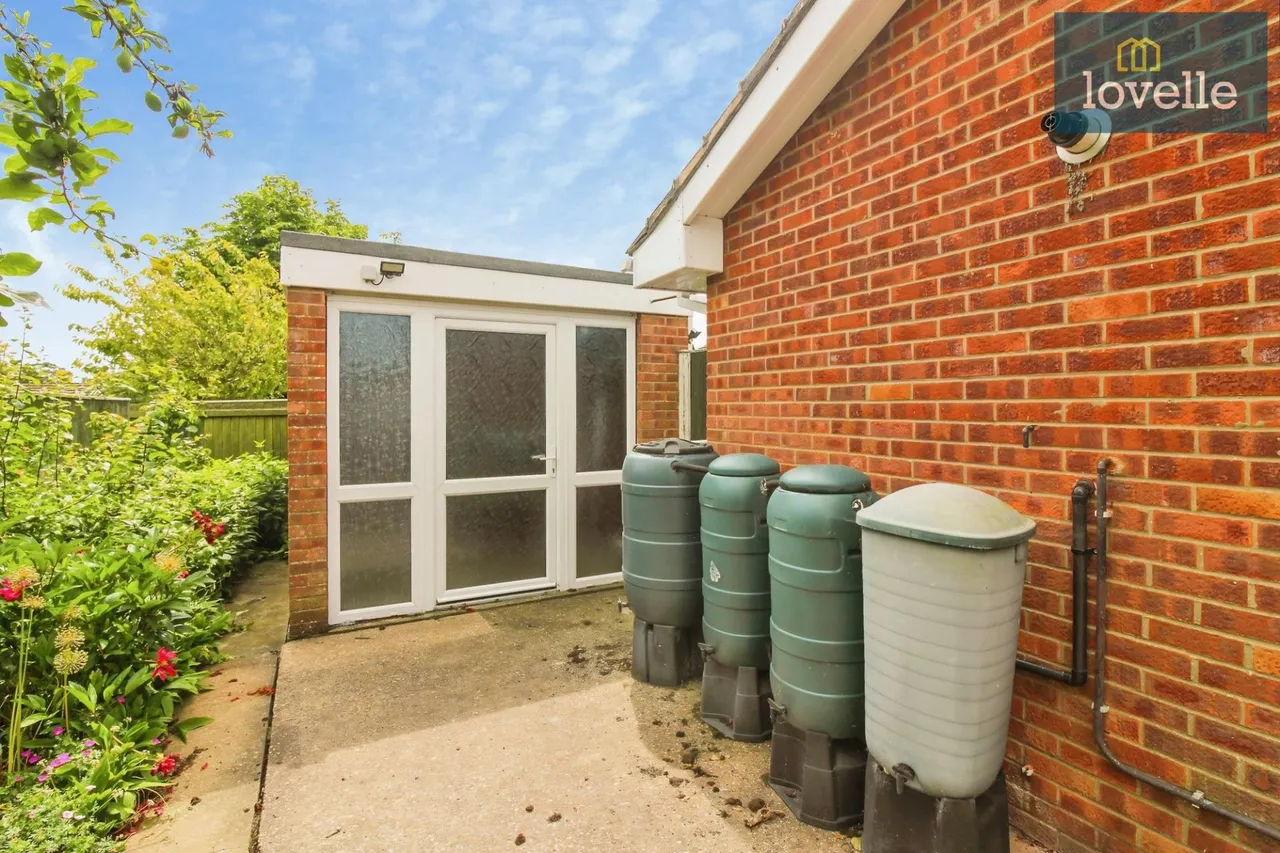 Christopher Close, Louth, LN11, photo 16