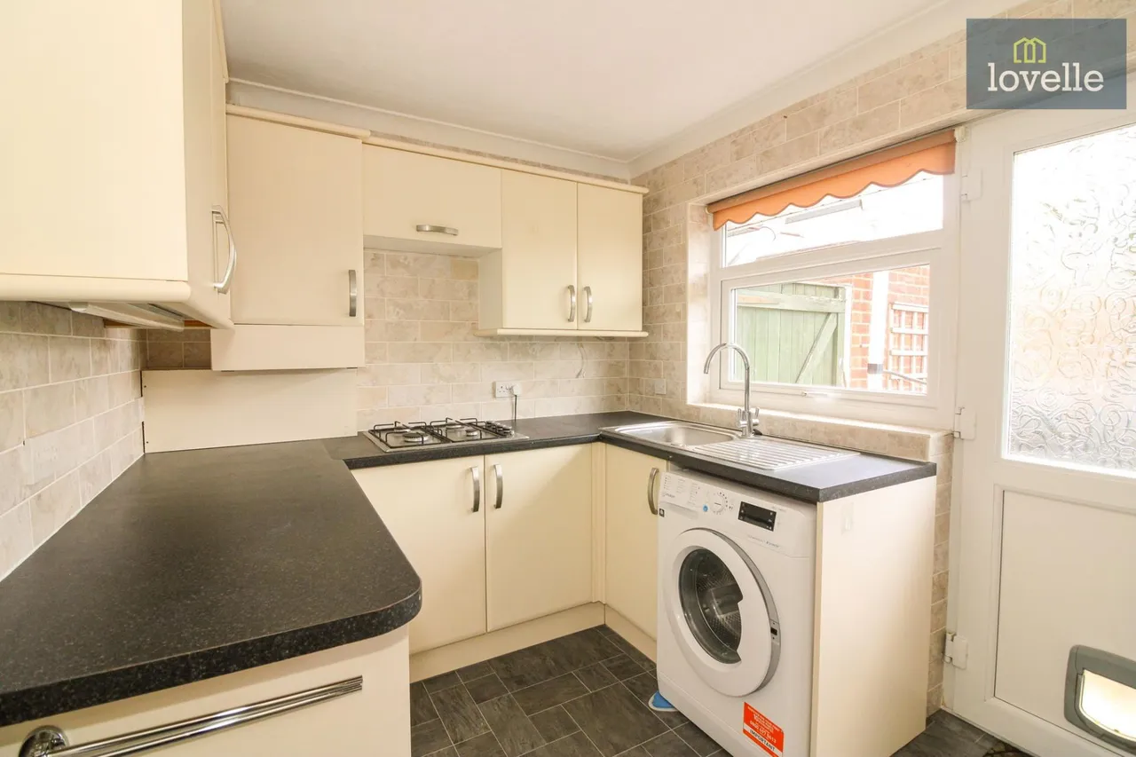 Christopher Close, Louth, LN11, photo 5