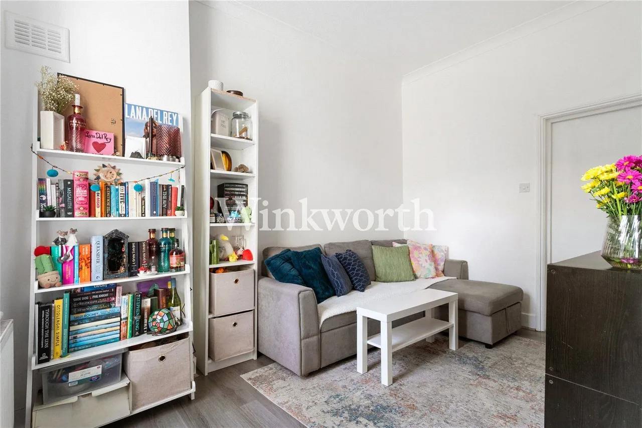 Sylvan Avenue, London, N22, photo 6