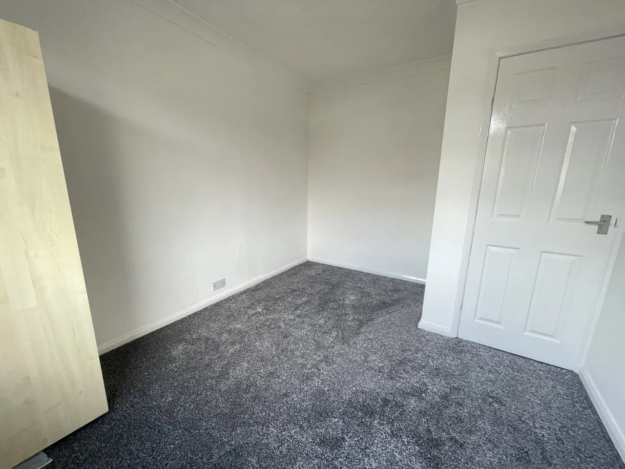 High Moor Crescent, Leeds, LS17, photo 8