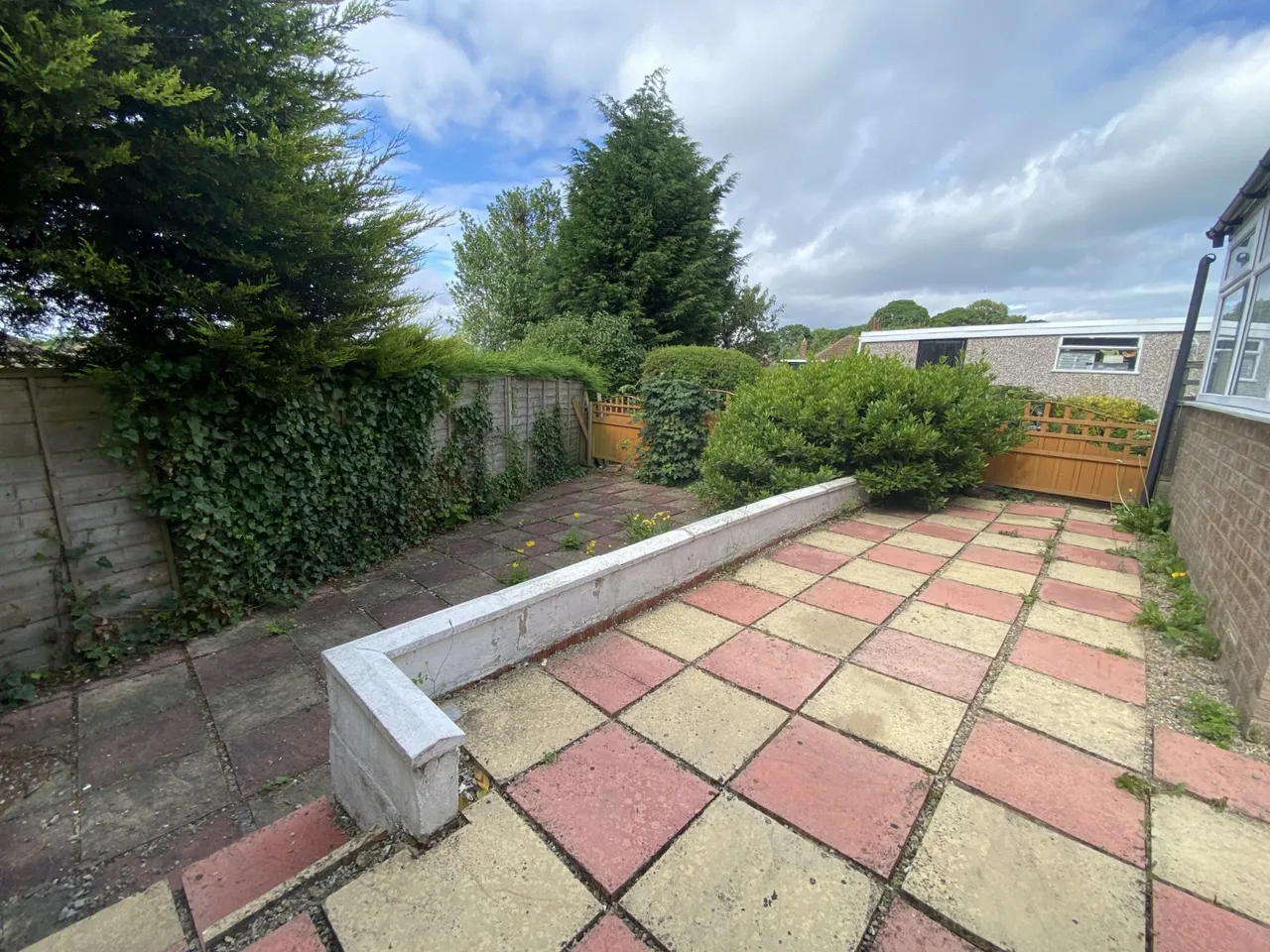 High Moor Crescent, Leeds, LS17, photo 10