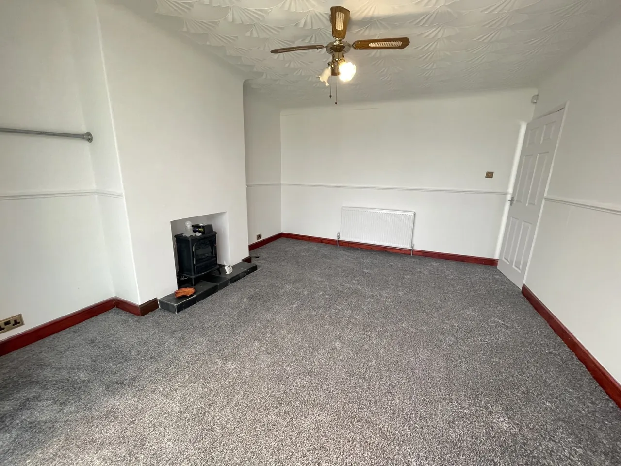 High Moor Crescent, Leeds, LS17, photo 3
