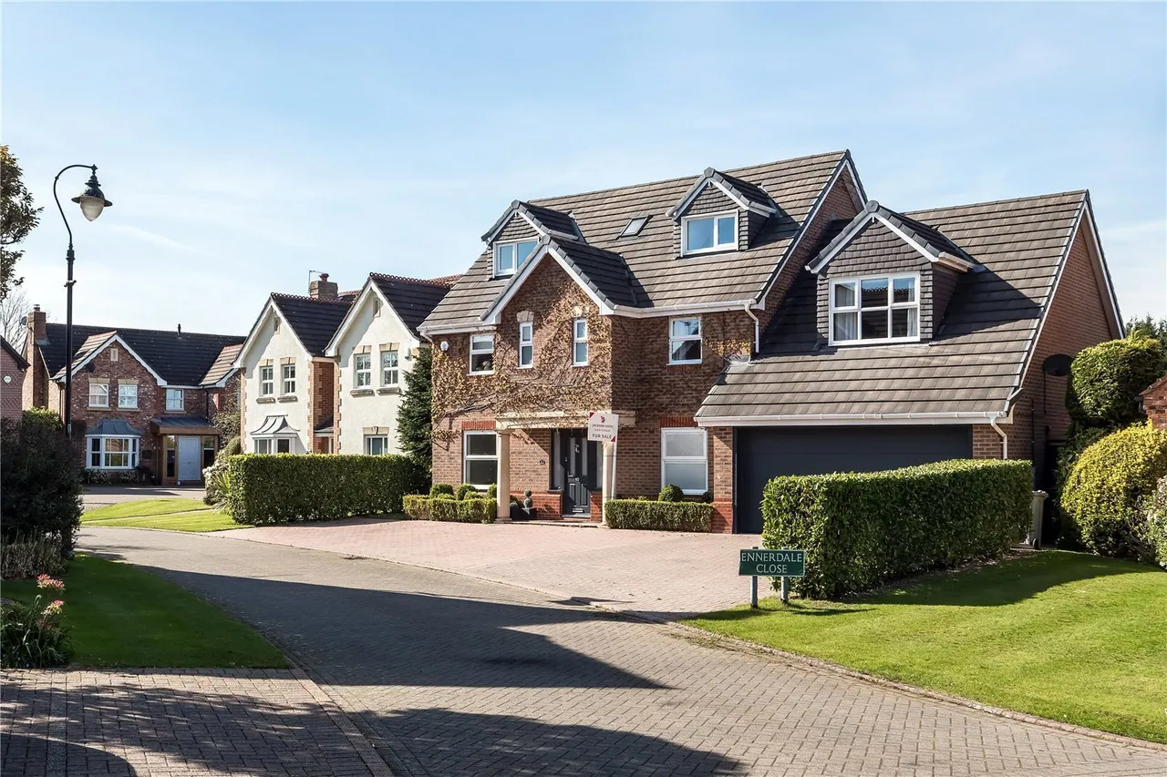 Ennerdale Close, Great Warford, SK9, photo 19
