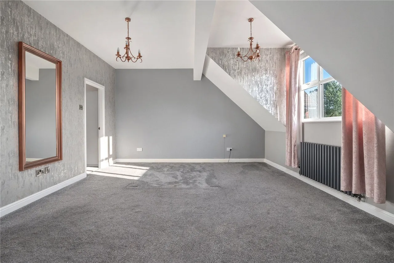 Ennerdale Close, Great Warford, SK9, photo 13