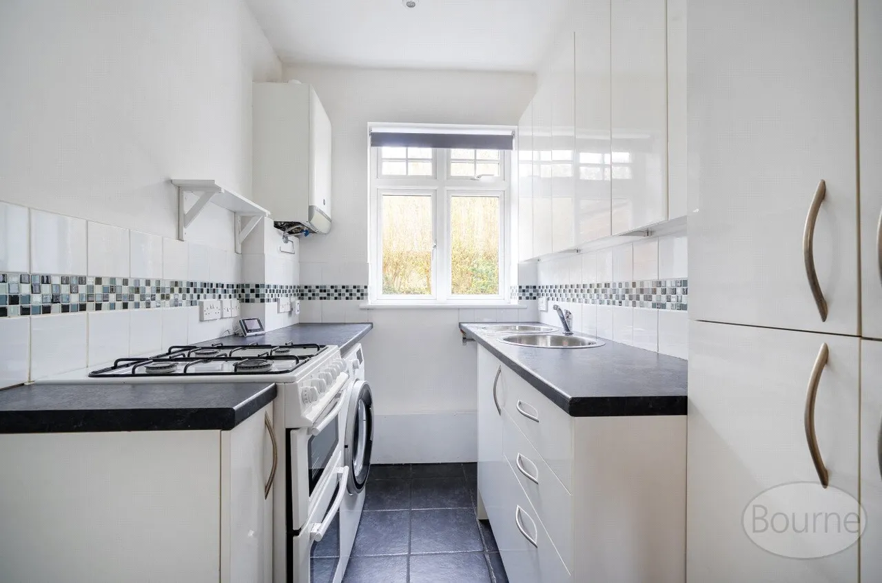 Forest Road, Liss, GU33, photo 3