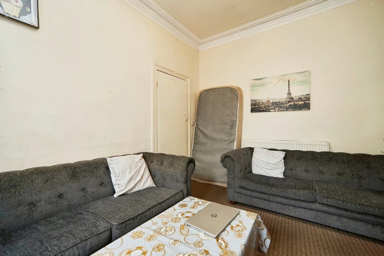 Athol Road, Bradford, photo 3