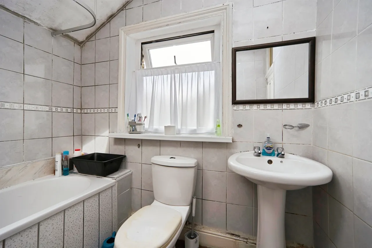 Athol Road, Bradford, photo 12