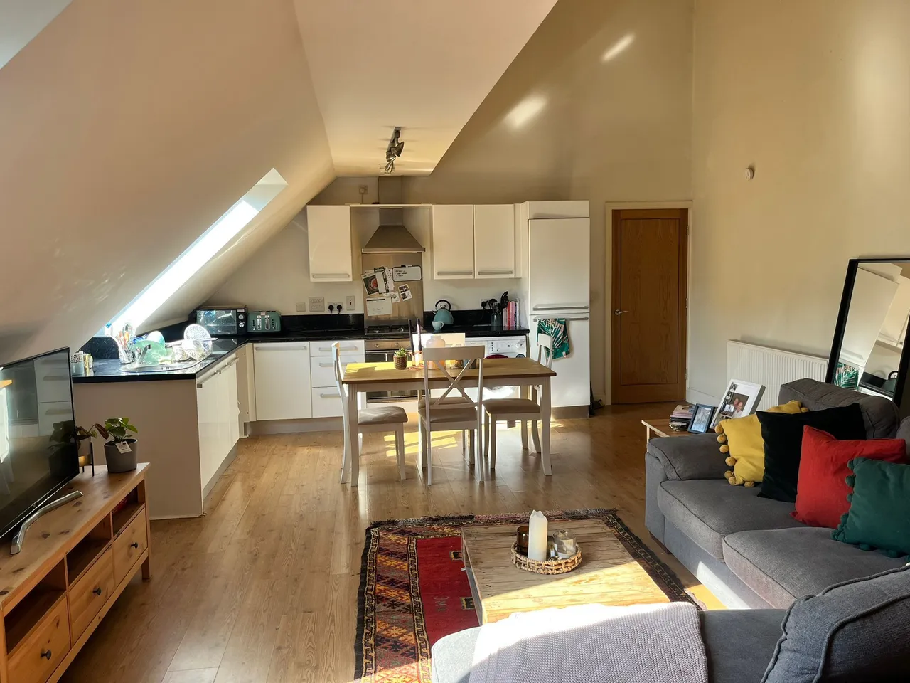 2 bed character property to rent — Bruntcliffe Road, Morley, LEEDS