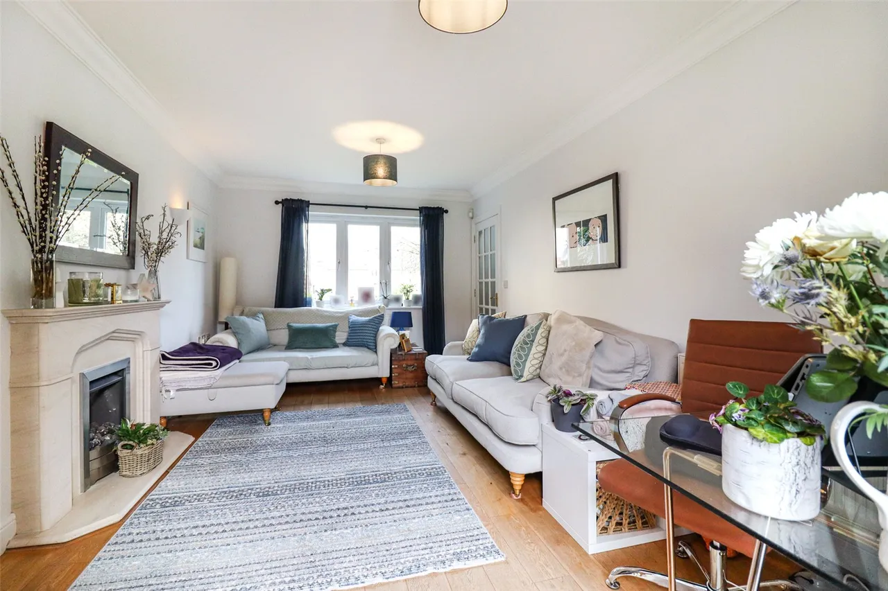 Farriers Close, Church Crookham, Fleet, Hampshire, GU52 0RW, photo 4