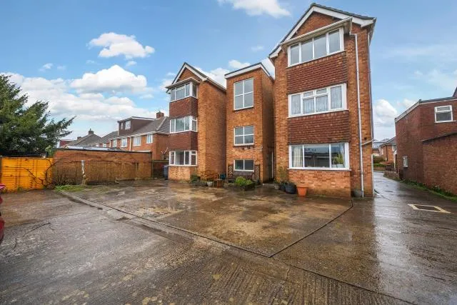 St. Leonards Road, Headington, OX3, photo 14