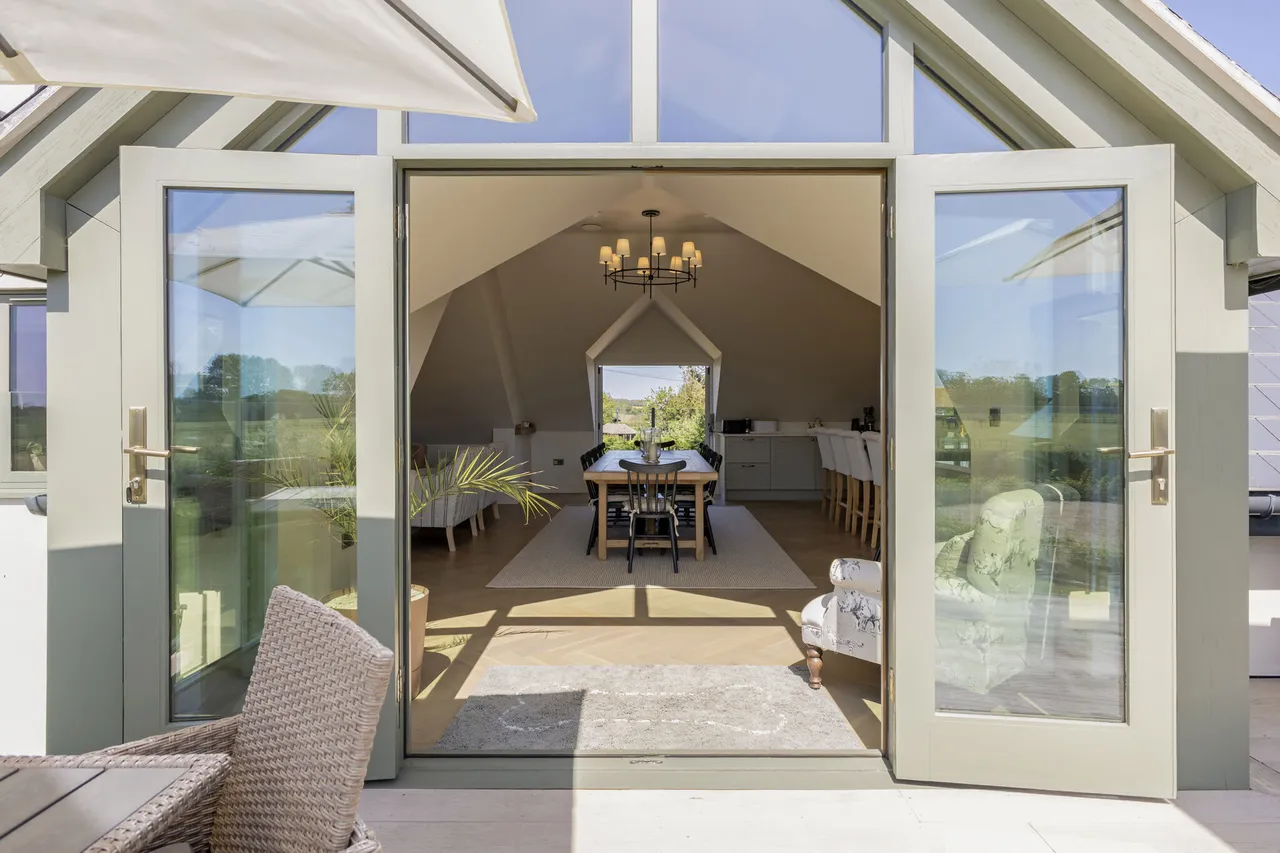 White Hill, Cromer, SG2, photo 10