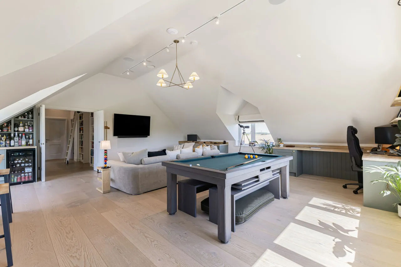 White Hill, Cromer, SG2, photo 11