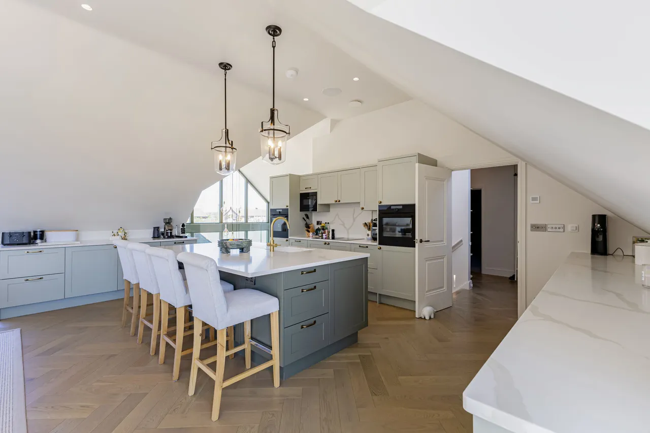 White Hill, Cromer, SG2, photo 7