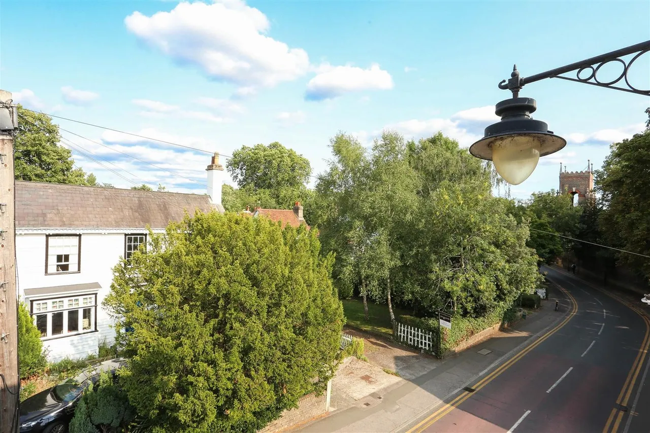 West Street, Carshalton, SM5 2PT, photo 16