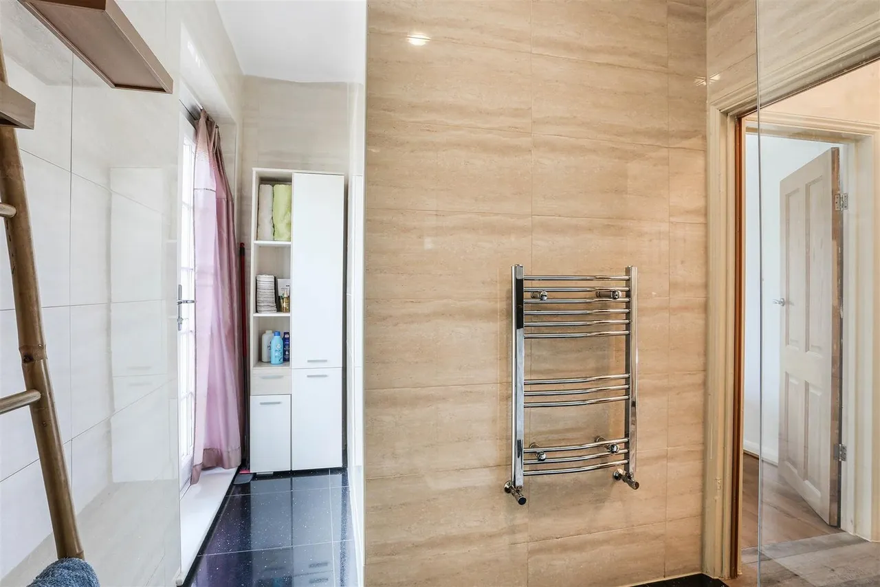 West Street, Carshalton, SM5 2PT, photo 11