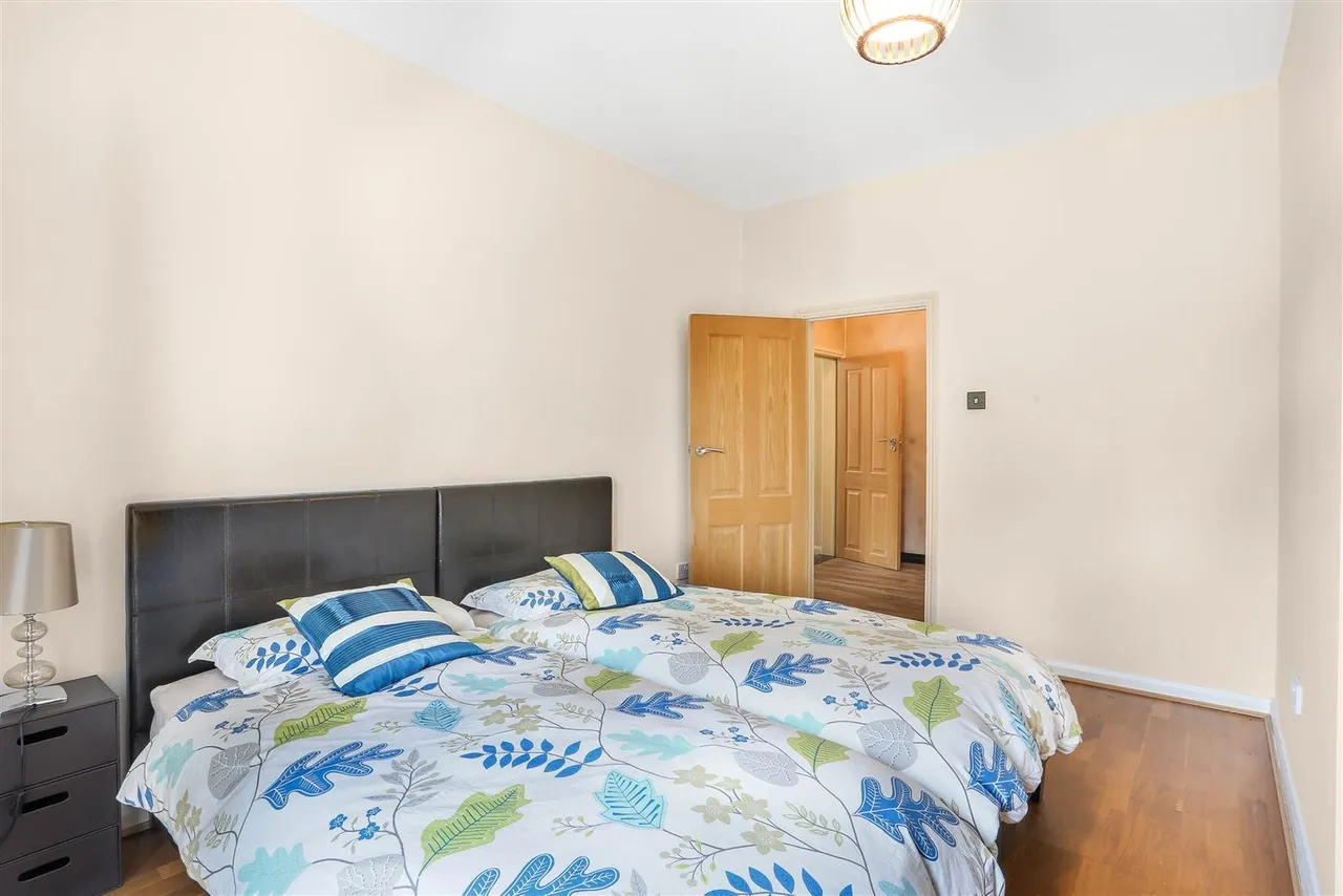 West Street, Carshalton, SM5 2PT, photo 8