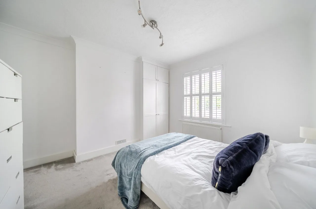 Drummond Road, Guildford, GU1, photo 4