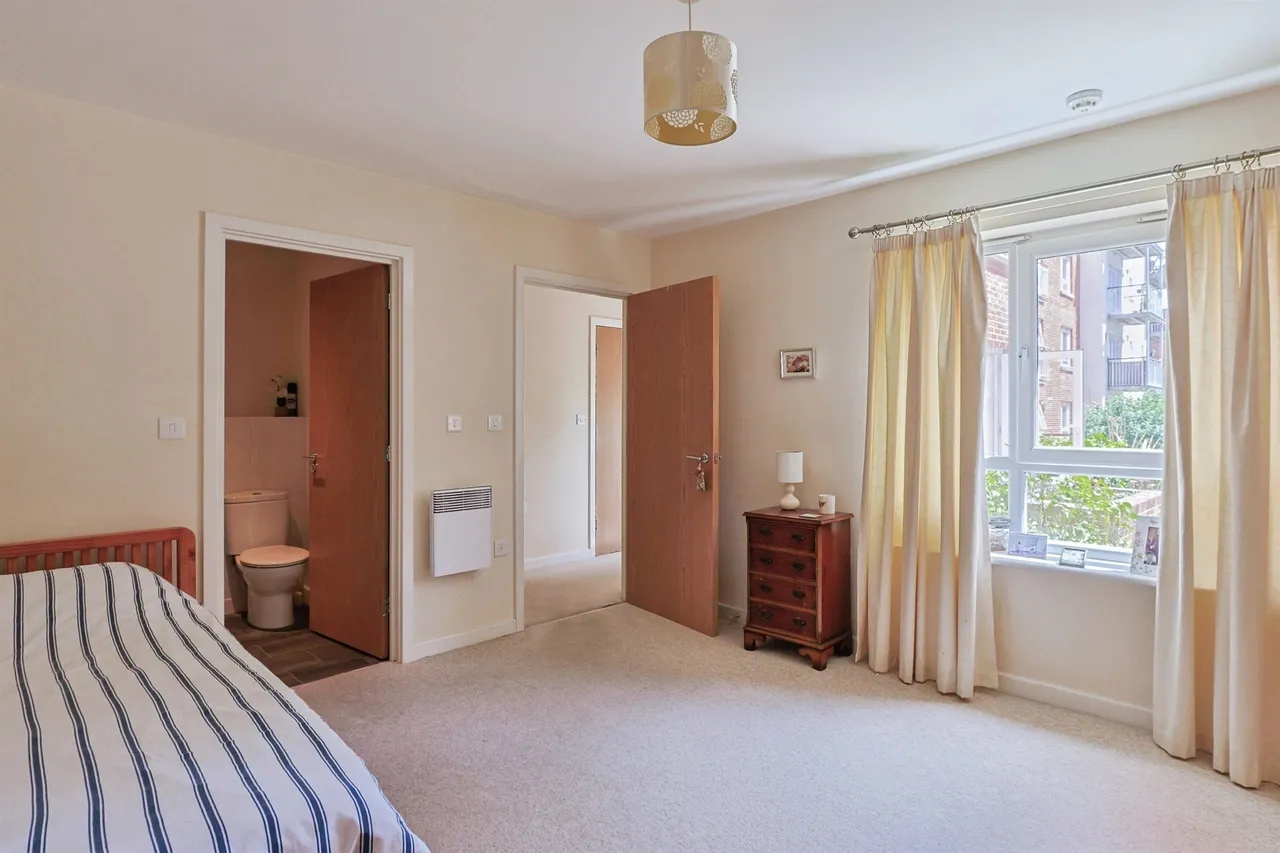 Avenel Way, Poole, photo 5