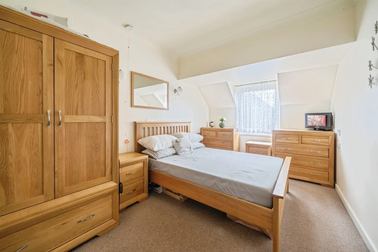 Sutton Road, Seaford, BN25, photo 7