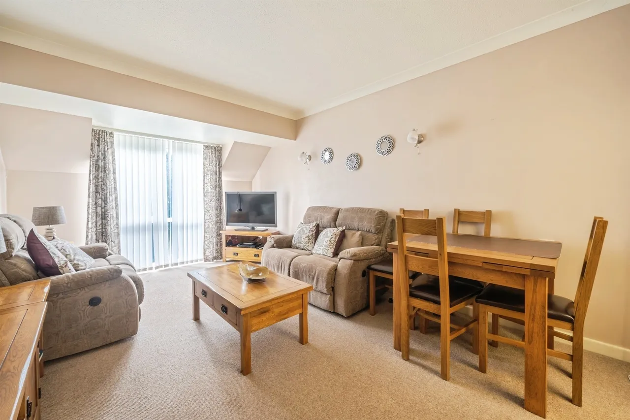 Sutton Road, Seaford, BN25, photo 5