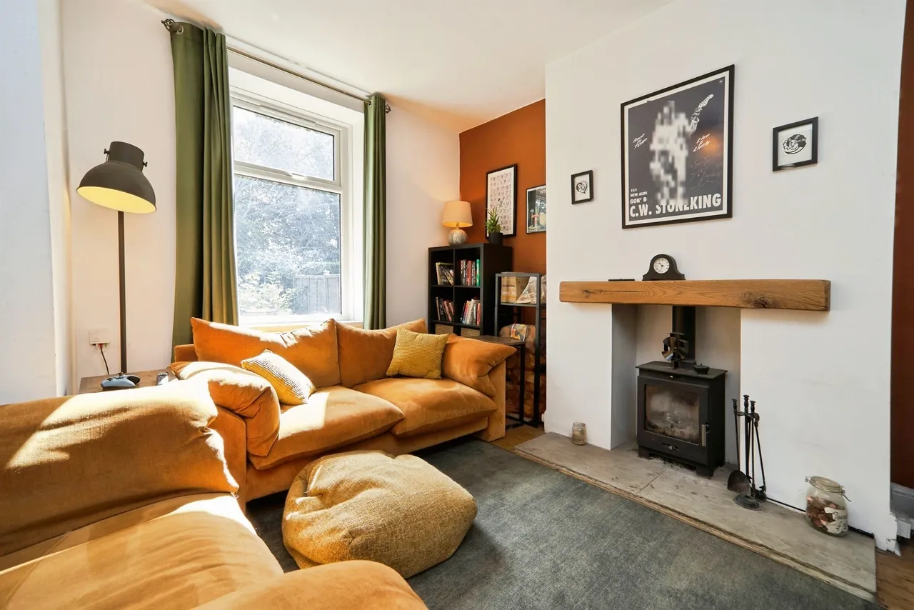 Elder Bank, Cullingworth, BD13, photo 3