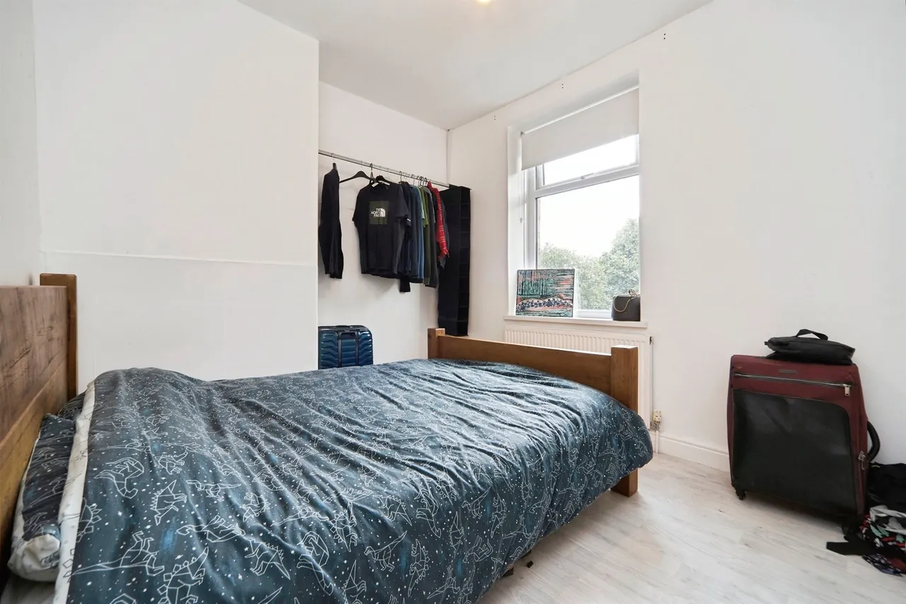 Elder Bank, Cullingworth, BD13, photo 10