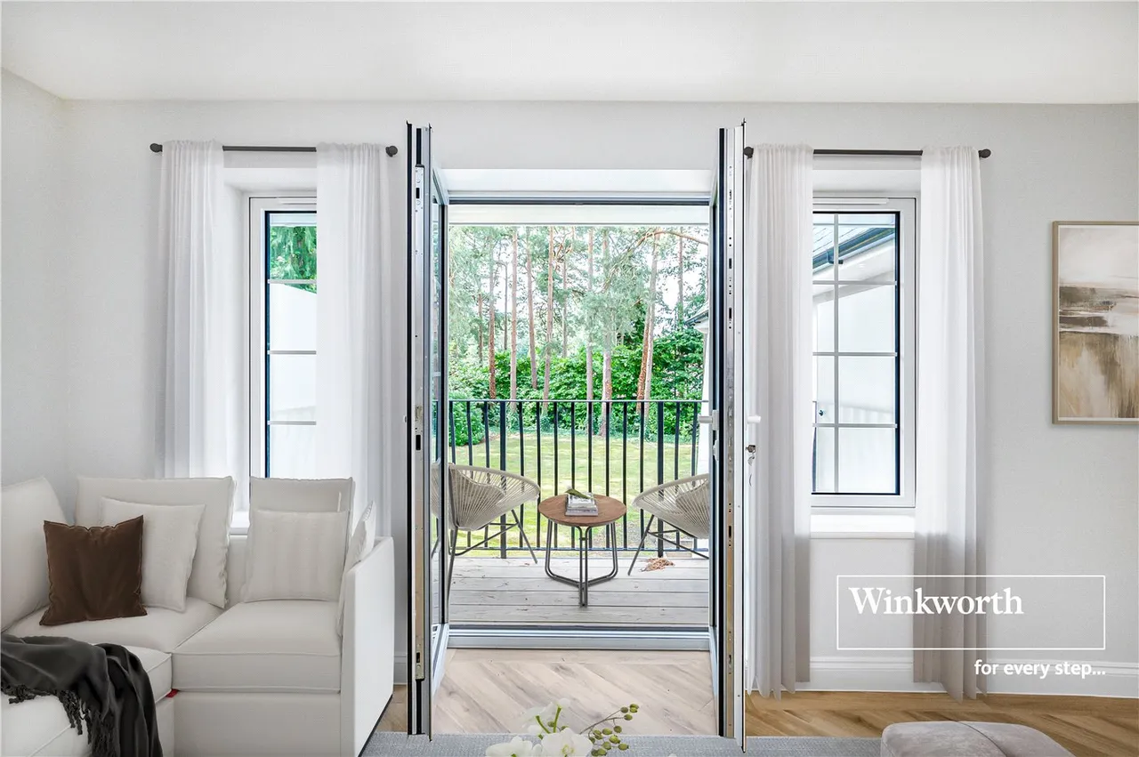 2 bed flat for sale — Golf Links Road, Ferndown, BH22