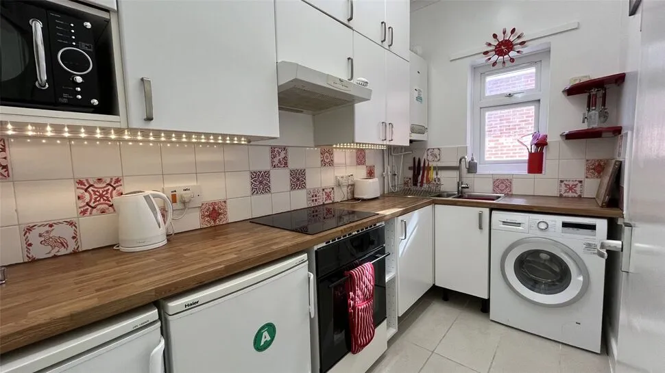 Shaftesbury Road, Southsea, Hampshire, PO5, photo 3