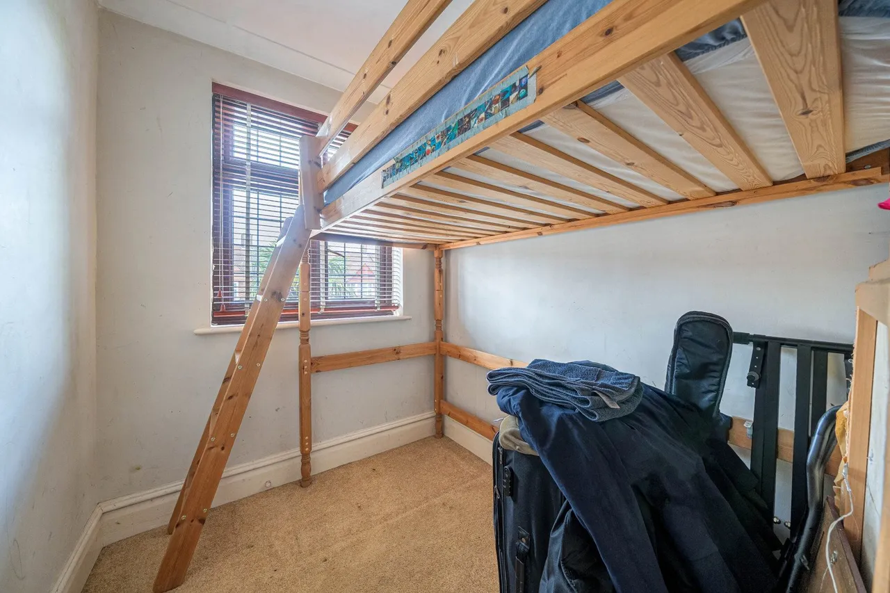 Bosbury Road, SE6, photo 15