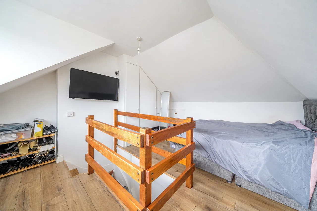 Bosbury Road, SE6, photo 16