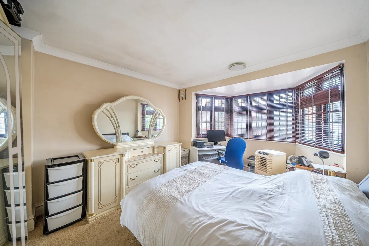 Bosbury Road, SE6, photo 14