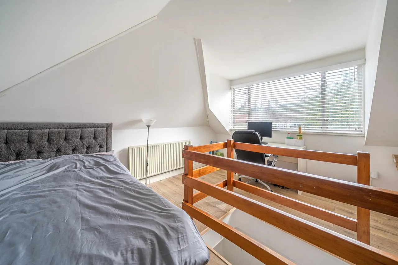 Bosbury Road, SE6, photo 17