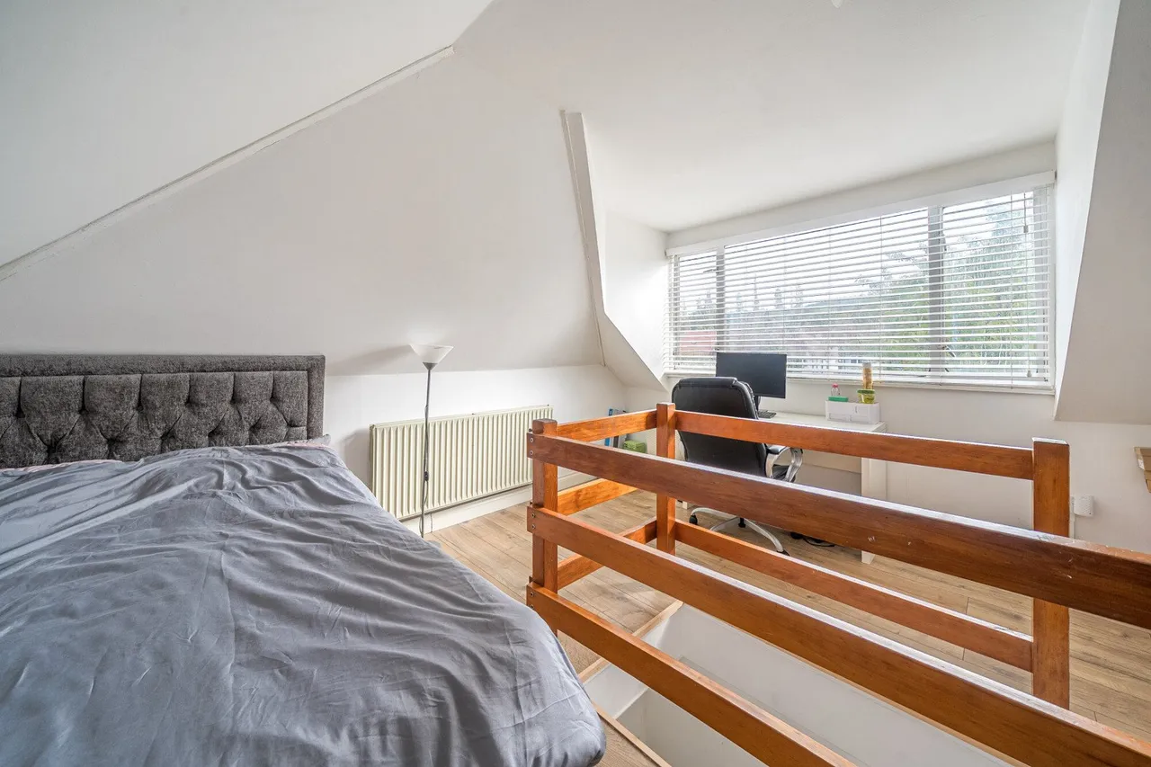 Bosbury Road, SE6, photo 17