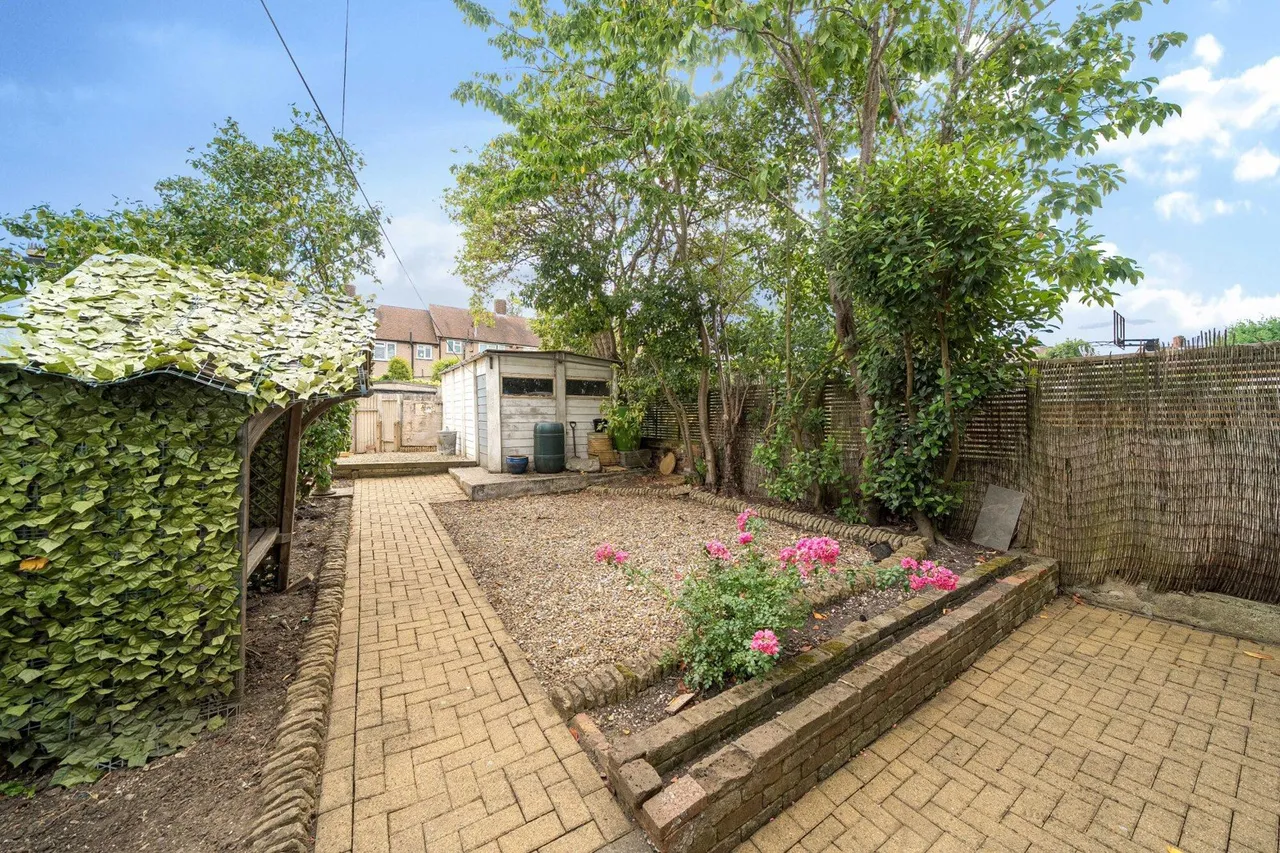 Bosbury Road, SE6, photo 9