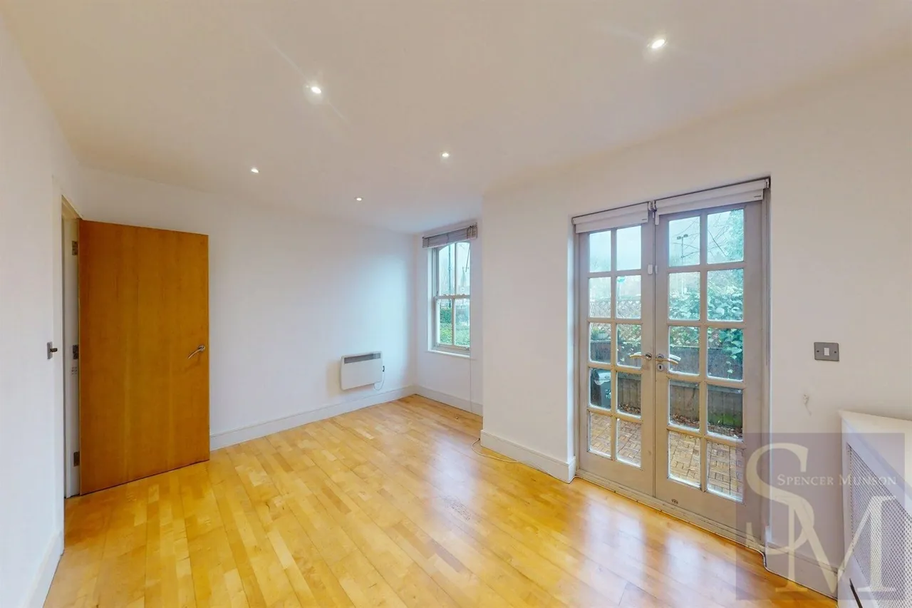 Station Road, Loughton, IG10, photo 7