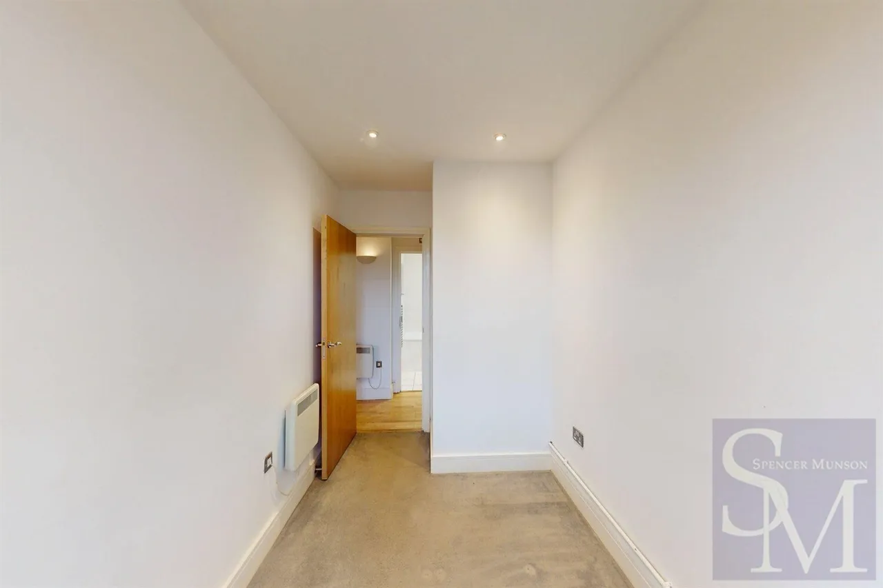 Station Road, Loughton, IG10, photo 14