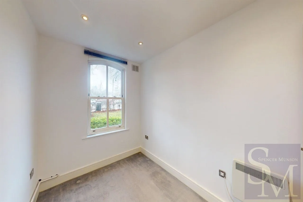 Station Road, Loughton, IG10, photo 15