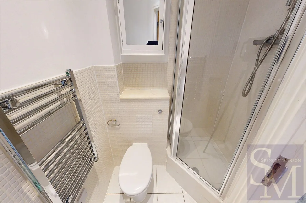 Station Road, Loughton, IG10, photo 12