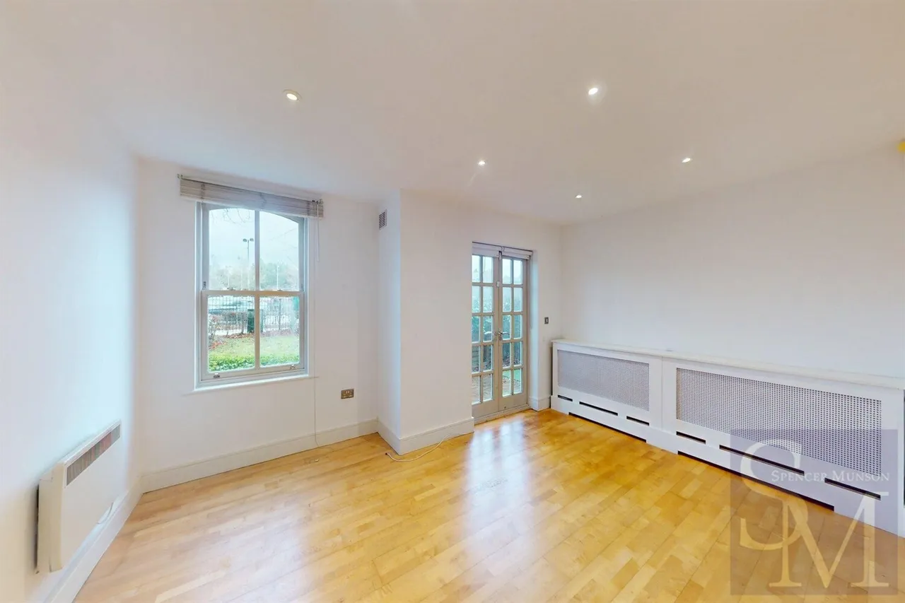 Station Road, Loughton, IG10, photo 6