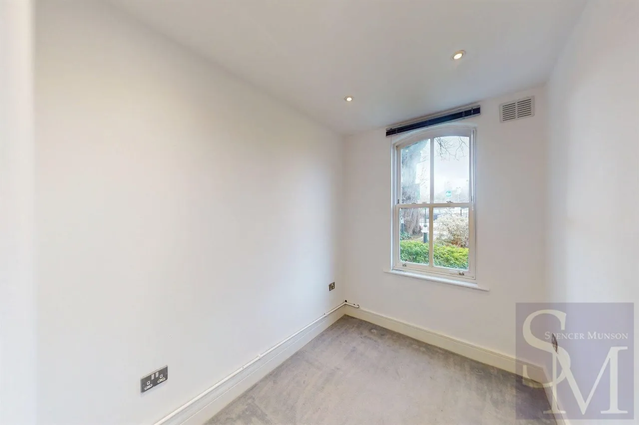 Station Road, Loughton, IG10, photo 13